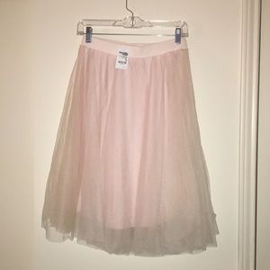 Pink tulle skirt NWT medium